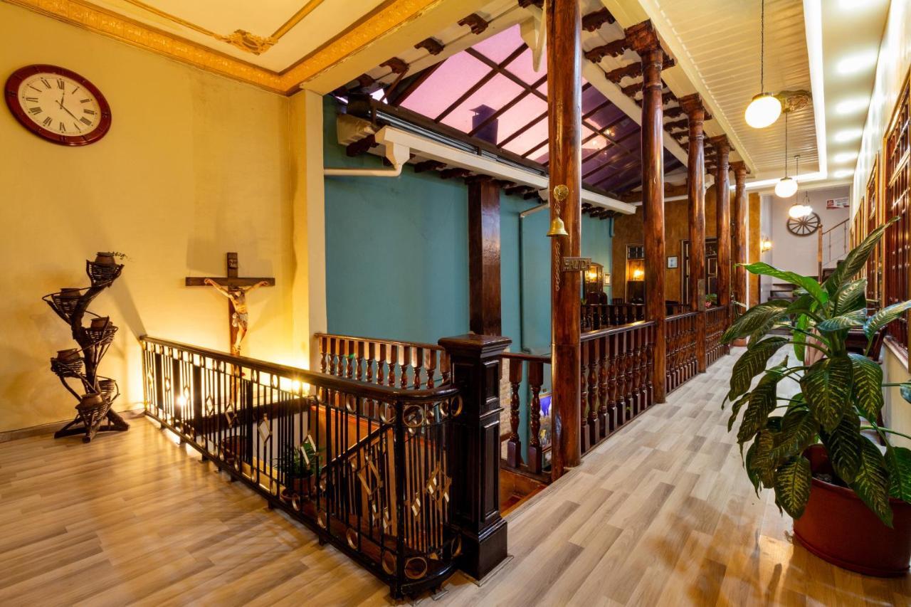 Hotel Majestic 1 Куэнка Экстерьер фото