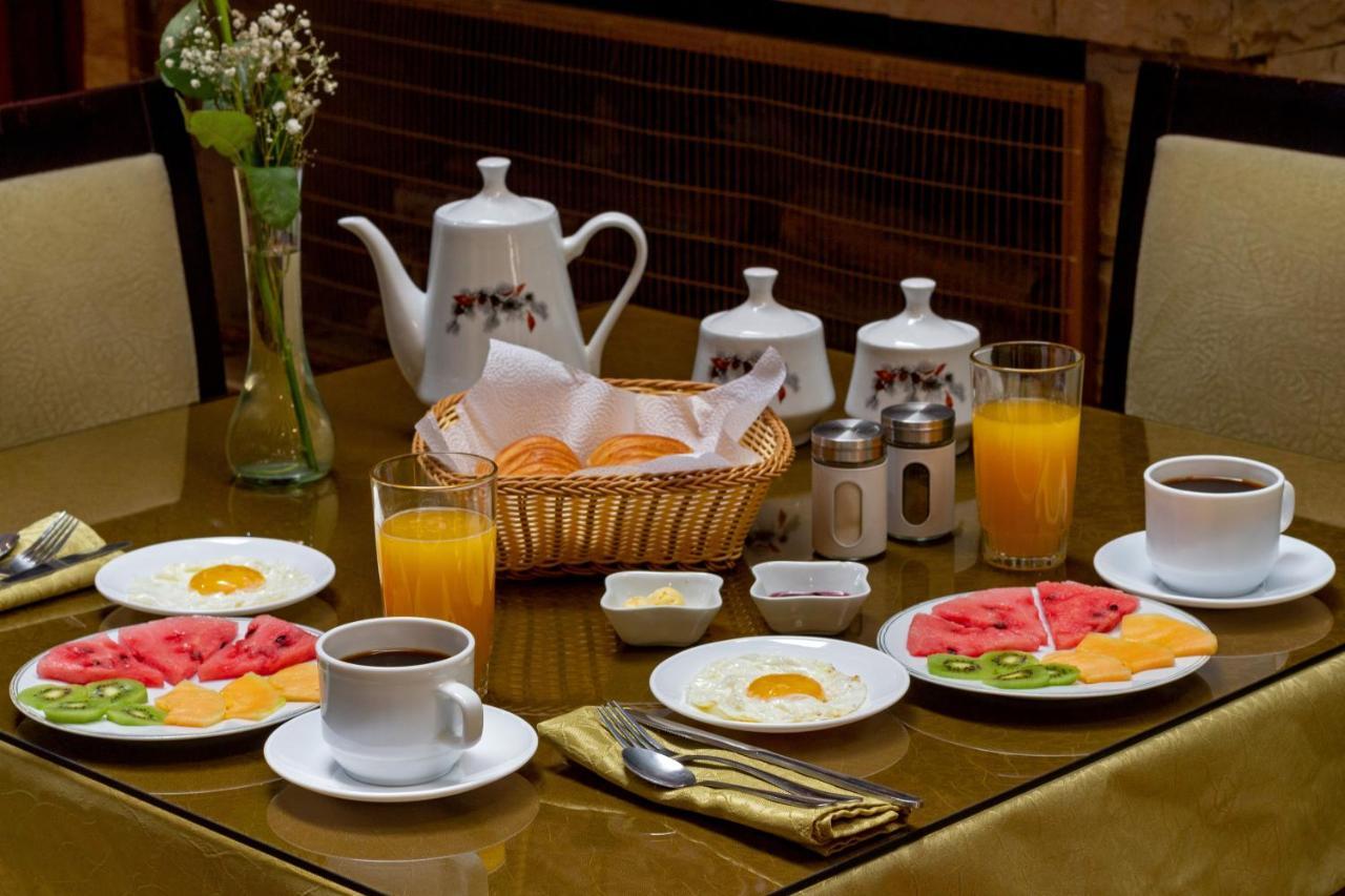 Hotel Majestic 1 Куэнка Экстерьер фото