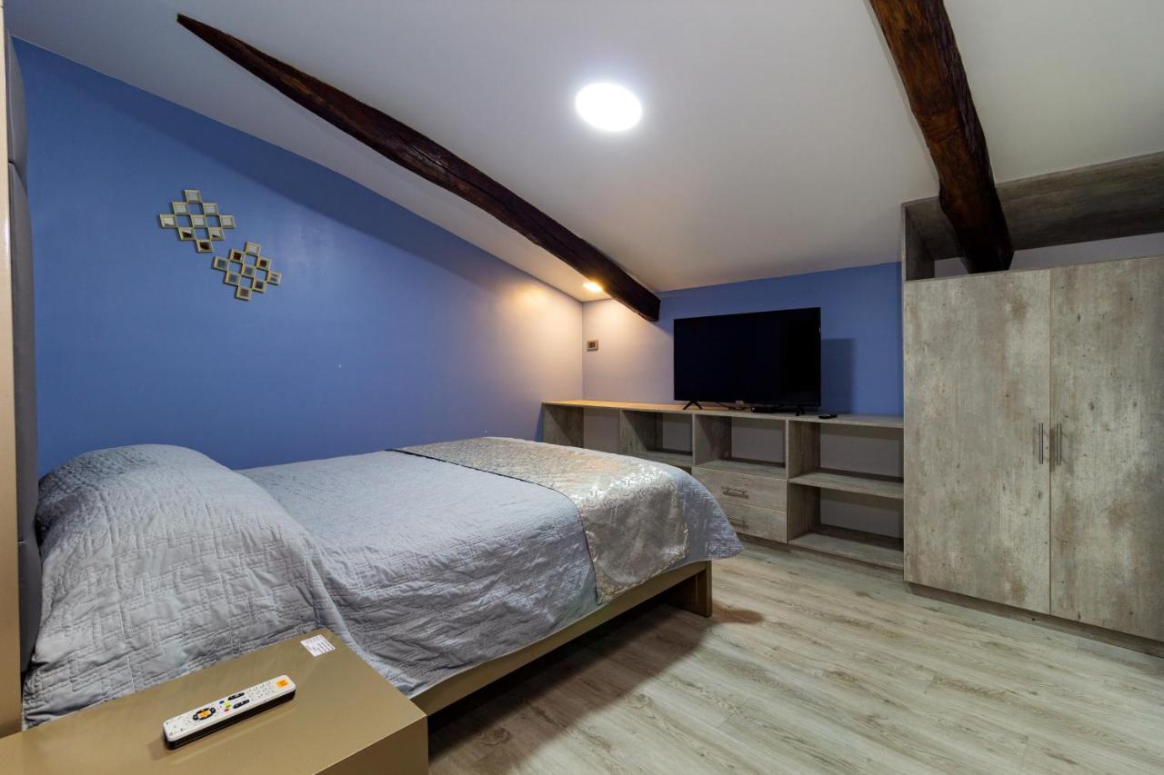 Hotel Majestic 1 Куэнка Экстерьер фото
